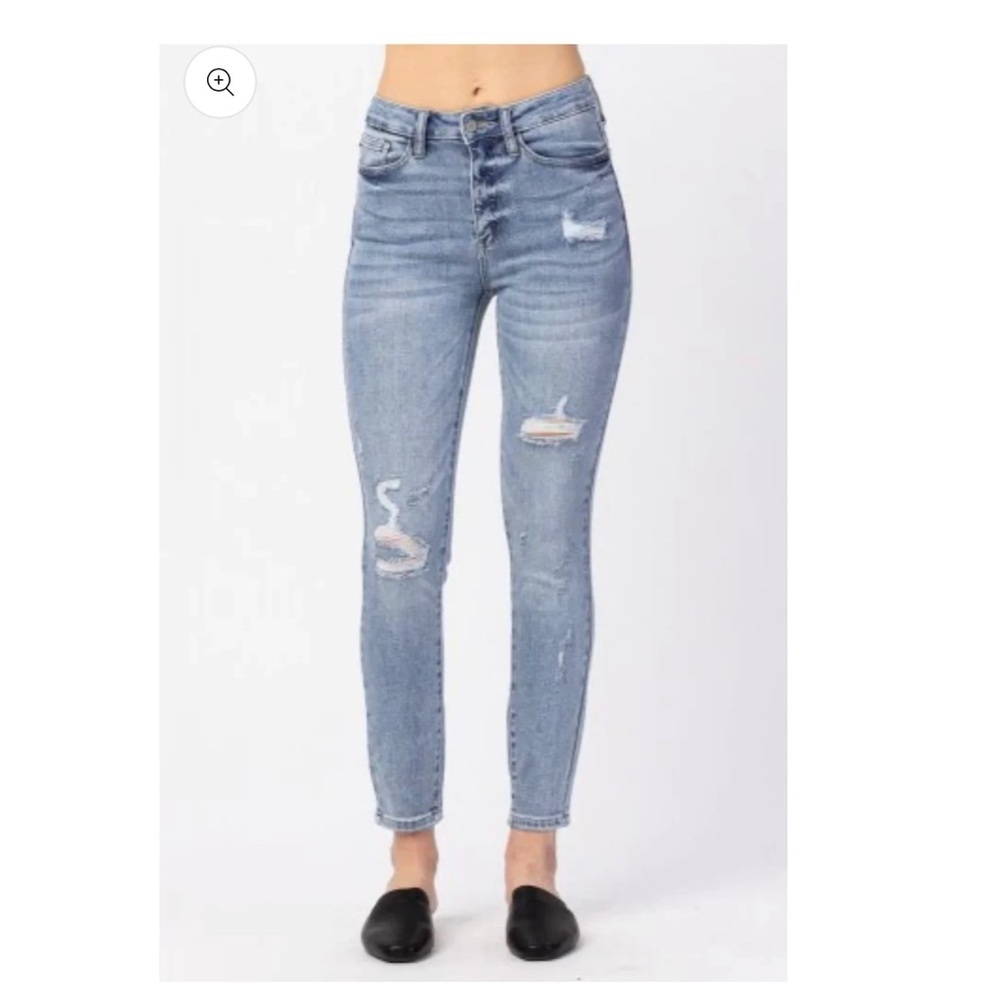 Judy Blue light wash Hi-Waist Destroy Skinny Jean #82330 16w plus